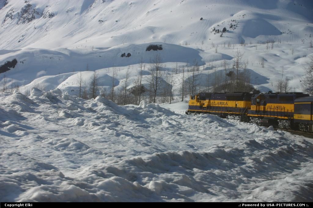 Picture by elki:  Alaska   train, ancien