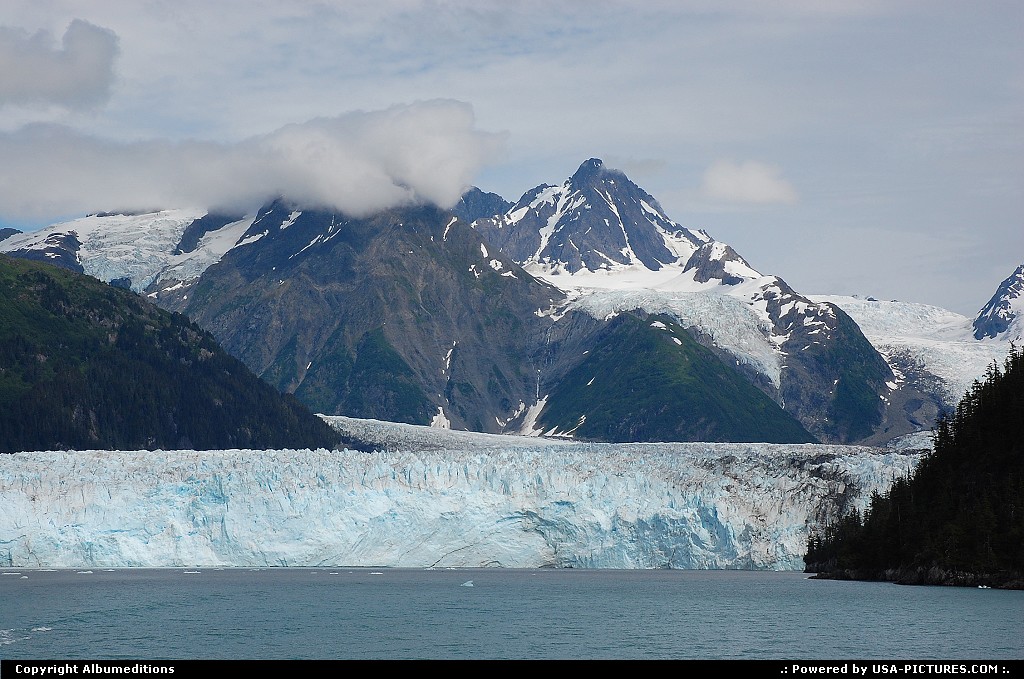 Picture by Albumeditions: Not in a City Alaska   