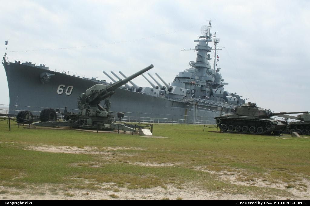 Picture by elki: Mobile Alabama   USS Alabama (BB-60)