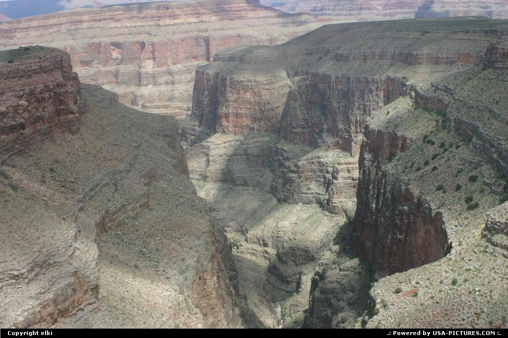 Picture by elki:  Arizona Grand Canyon  plane, canyon