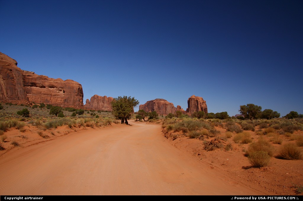 Picture by airtrainer: Not in a City Arizona   monument valley, road