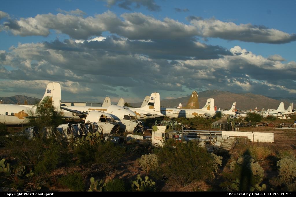 Picture by WestCoastSpirit: Tucson Arizona   airport, plane, TUS, scraping, cactus