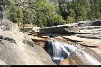 Photo by elki |  Yosemite river