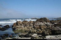 Hors de la ville : 17 mile drive is following the coast from Carmel to Monterey. It is a toll road. Anyway it is really scenic. 