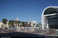 Long Beach : Le centre de convention de Long Beach, au centre ville en face du Rainbow Harbor et de la marina.