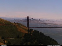 San Francisco : Golden gate avec le centre ville au fond