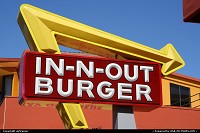 in-n-out burger at Fisherman's Wharf. As an aviation enthusiast I know there's a famous restaurant neat LAX airport, but little did I know that I would find an in-n-out in San Francisco too !