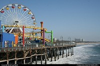 Parc  Theme sur le Pier de Santa Monica, pres de Los Angeles.