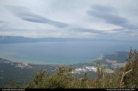 South Lake Tahoe : Le lac d'en haut. Lake Tahoe offre un superbe lac pour l'ete et une station de ski de classe mondiale en hiver
