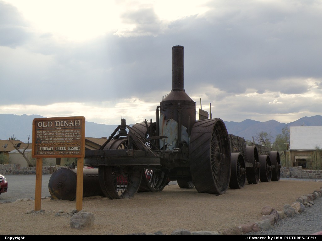 Picture by Bernie:  California Death Valley  steam, wagon