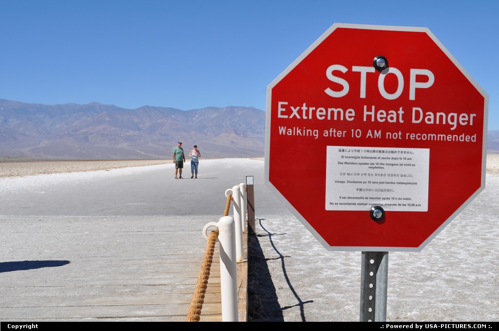 Picture by elki:  Californie Death Valley Bad Water death valley badwater