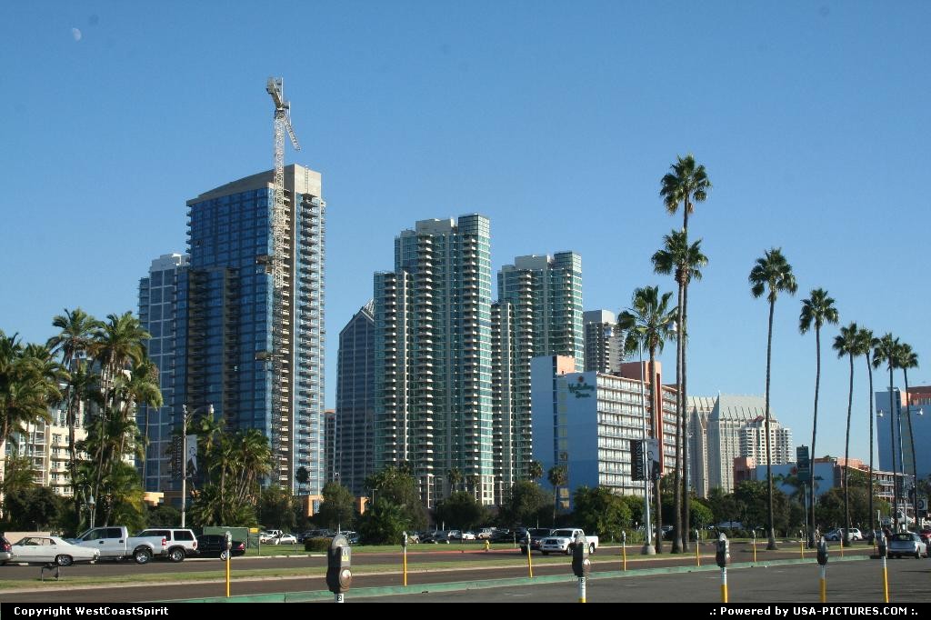 Picture by WestCoastSpirit: San Diego California   skyline, building, sky scrapper