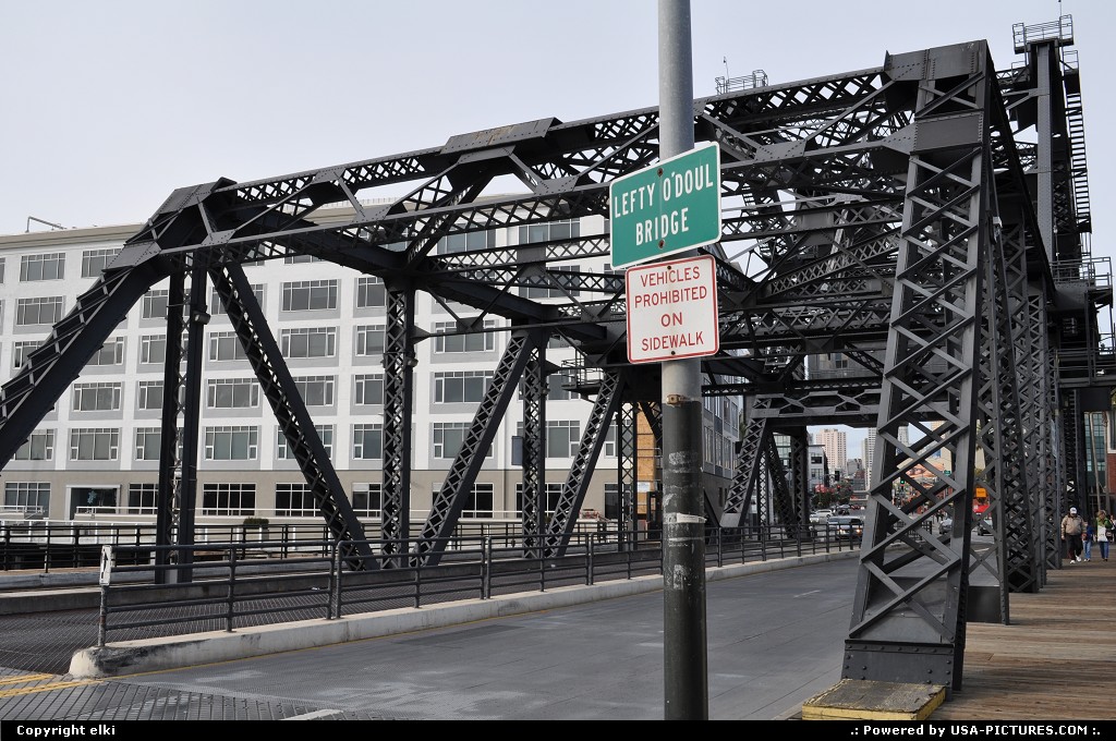 Picture by elki: San Francisco California   odul bridge, at&t park, giants