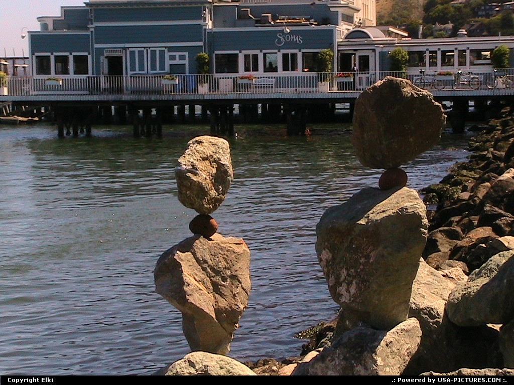 Picture by elki: Sausalito California   balanced rock, bay