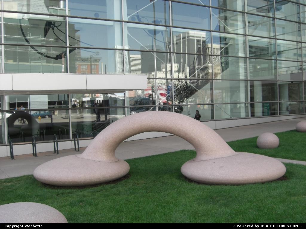 Picture by Wachette: Denver Colorado   convention, sculpture, art, modern