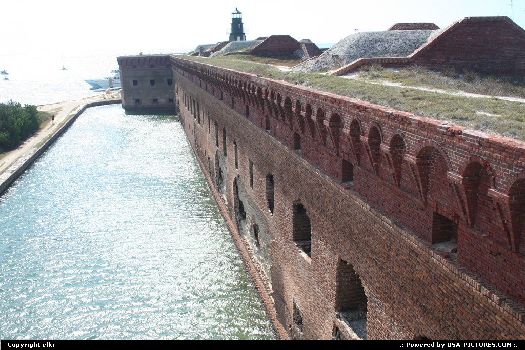 Picture by elki:  Florida Dry Tortugas  