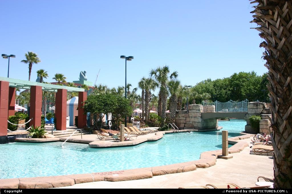 Picture by WestCoastSpirit: Lake Buena Vista Floride   resort, epcot, disney, pool, holidays