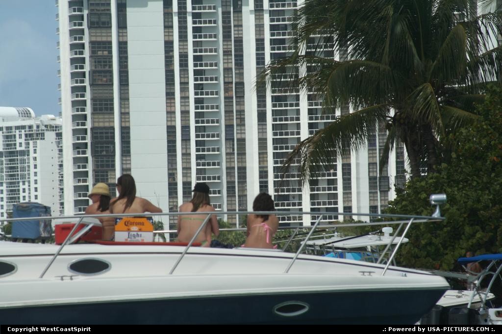 Picture by WestCoastSpirit: Miami Floride   bateau, t, plage