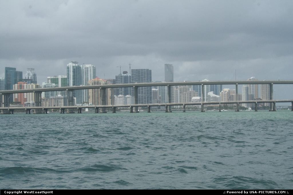 Picture by WestCoastSpirit: Miami Florida   boat, wake, sea