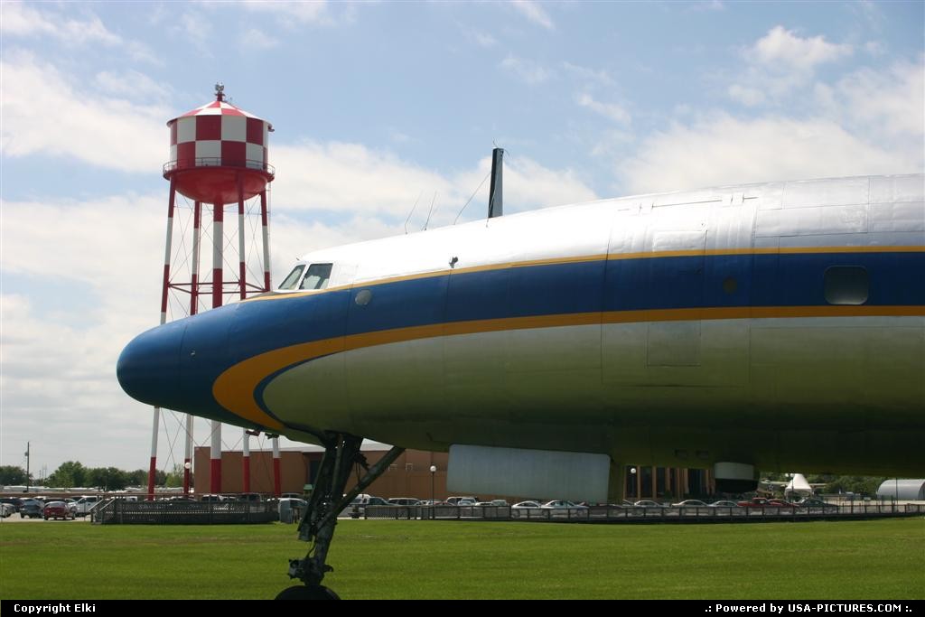 Picture by elki: Polk City Floride   lockheed, avion, starliner, lufthansa