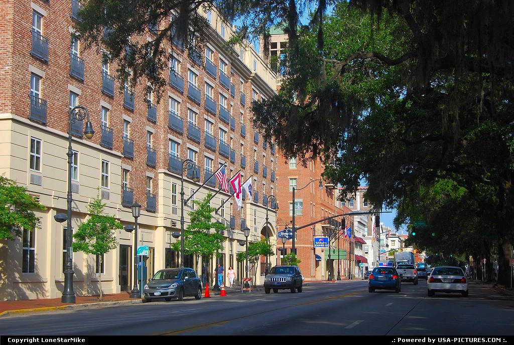 Picture by LoneStarMike: Savannah Georgia   downtown, historic, district