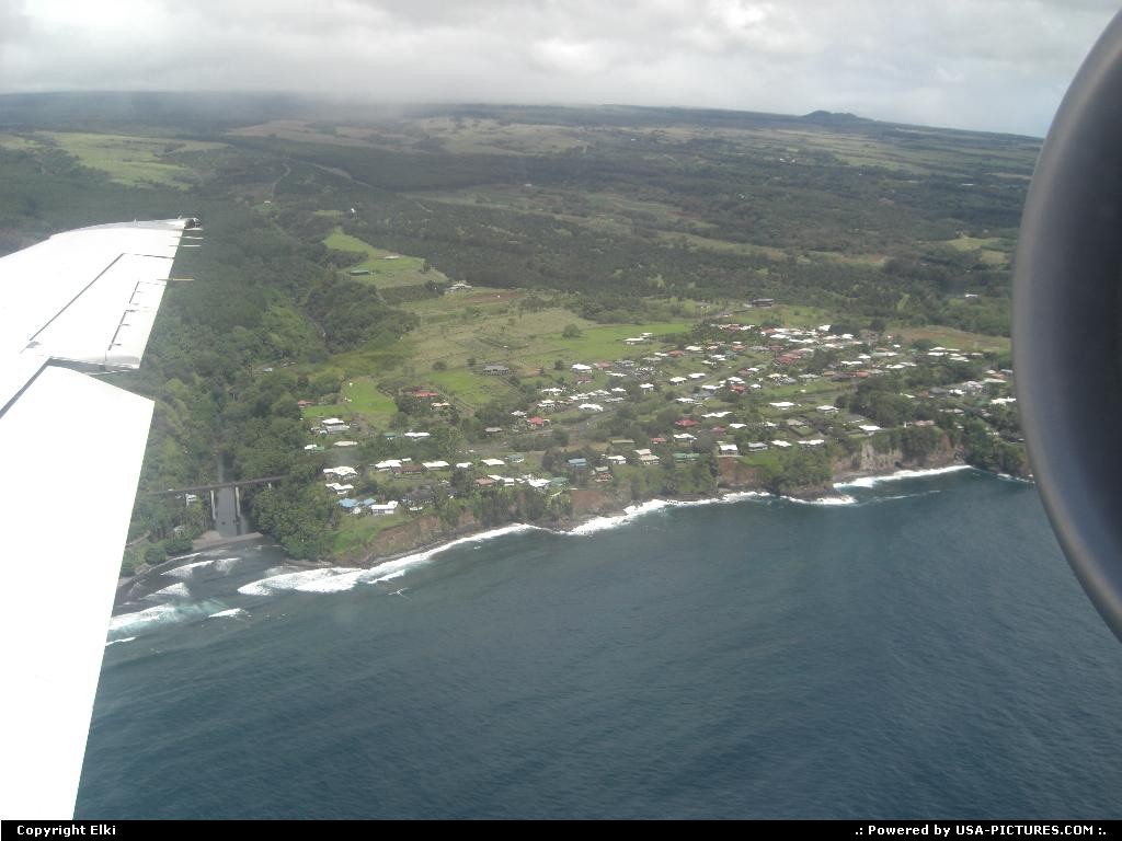Picture by elki:  Hawaii   big island, boeing 717, hawaiian