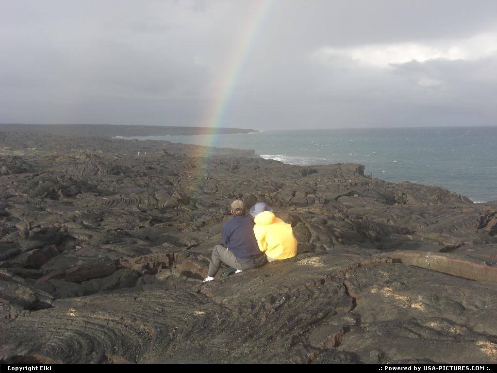 Picture by elki:  Hawaii Hawaii Volcanoes  lave, mer