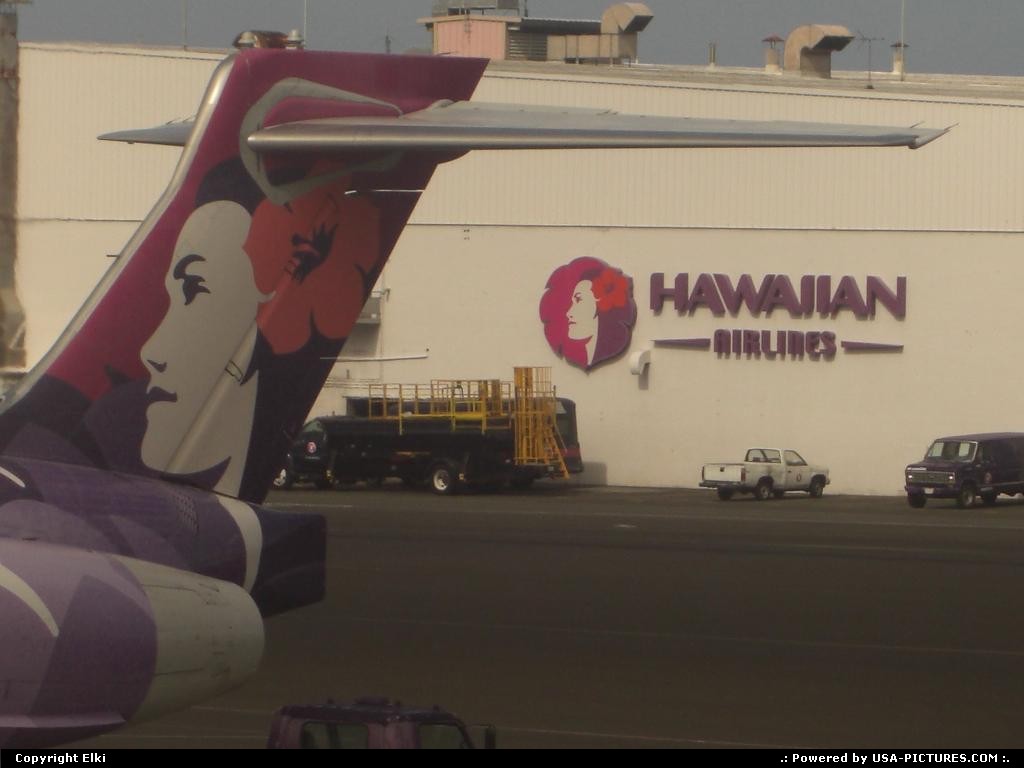 Picture by elki: Honolulu Hawaii   orchydee, beoing, 717, hawaiian airlines