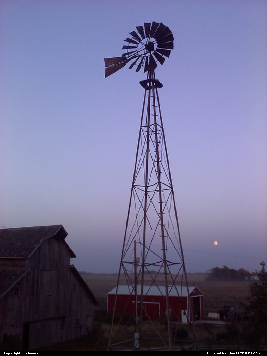 Picture by mrsbeenk: Buffalo Center Iowa   Windmill