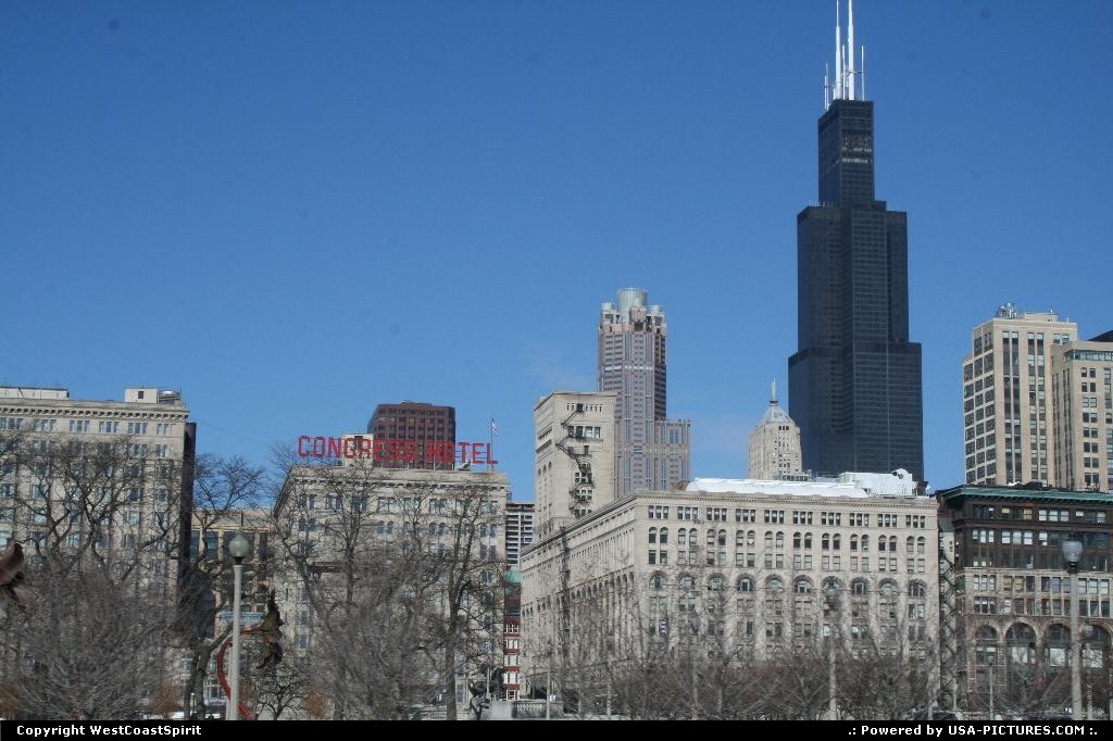 Picture by WestCoastSpirit: Chicago Illinois   skyscraper, park, building