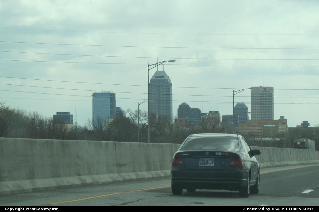 Picture by WestCoastSpirit: Indianapolis Indiana   car, interstate, skyscraper