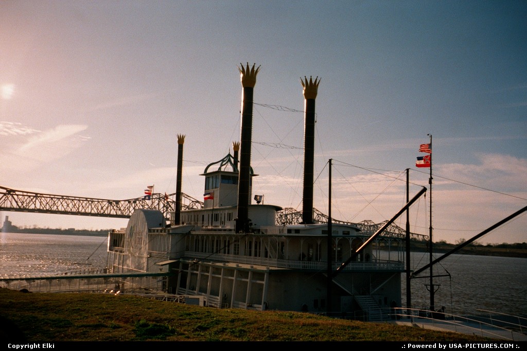 Picture by elki: Natchez Mississippi   steam boat