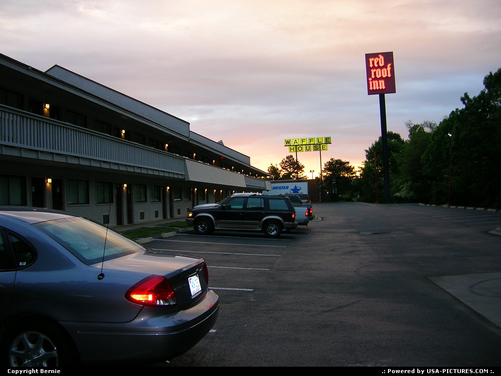 Picture by Bernie: Charlotte North-carolina   motel, breakfast, sunrise
