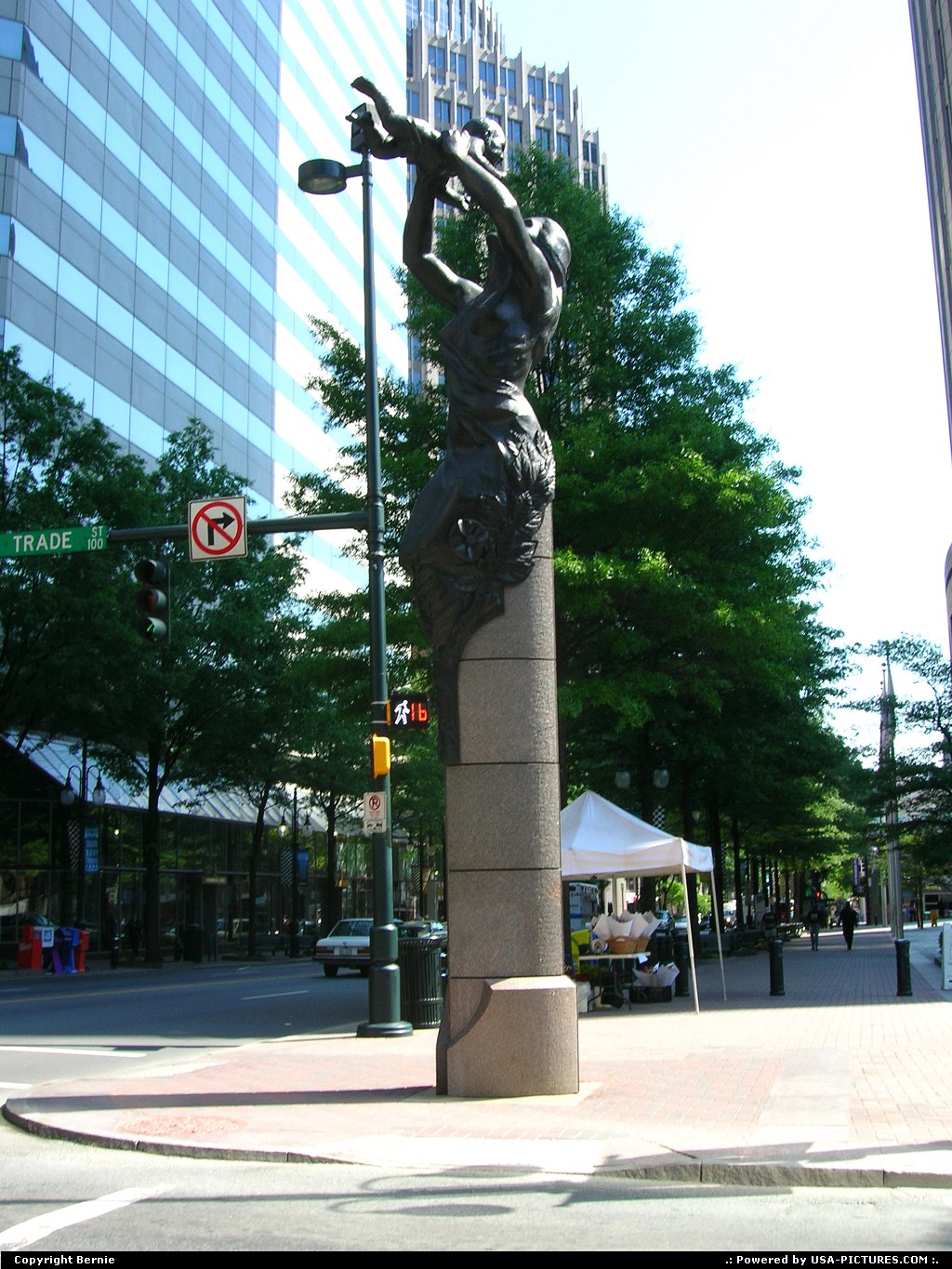 Picture by Bernie: Charlotte North-carolina   statue, city
