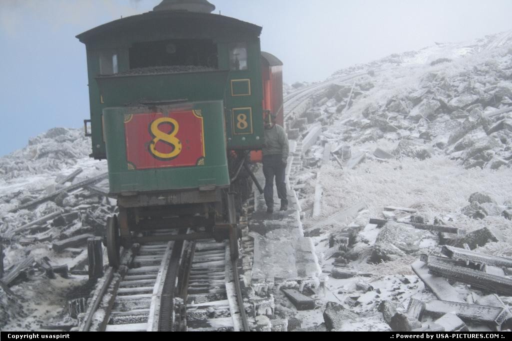 Picture by usaspirit: Not in a city New-Hampshire   Mount washington, rail way