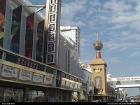 Atlantic City : Resort, restaurant and boarderwalk