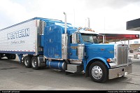 Gas station at Gallup city limit, this driver can be proud of his beautiful Peterbilt !
