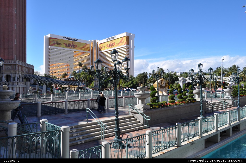 Picture by WestCoastSpirit: Las Vegas Nevada   vegas, gambling, strip, sin city, casino, resort, boeing, delta, 757