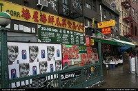 New York : Subway entrance, obviously in Chinatown, Manhattan.