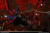 New York : Spider Man au magasin Toys'r'us de Time Square!