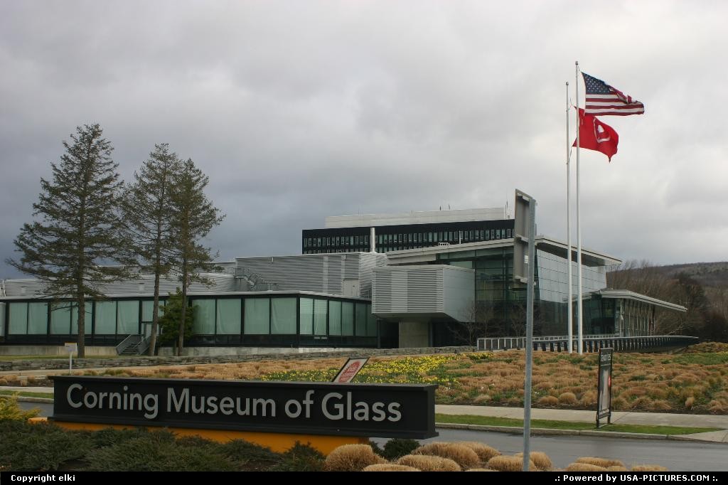 Picture by elki: Corning New-York   corning muse du verre