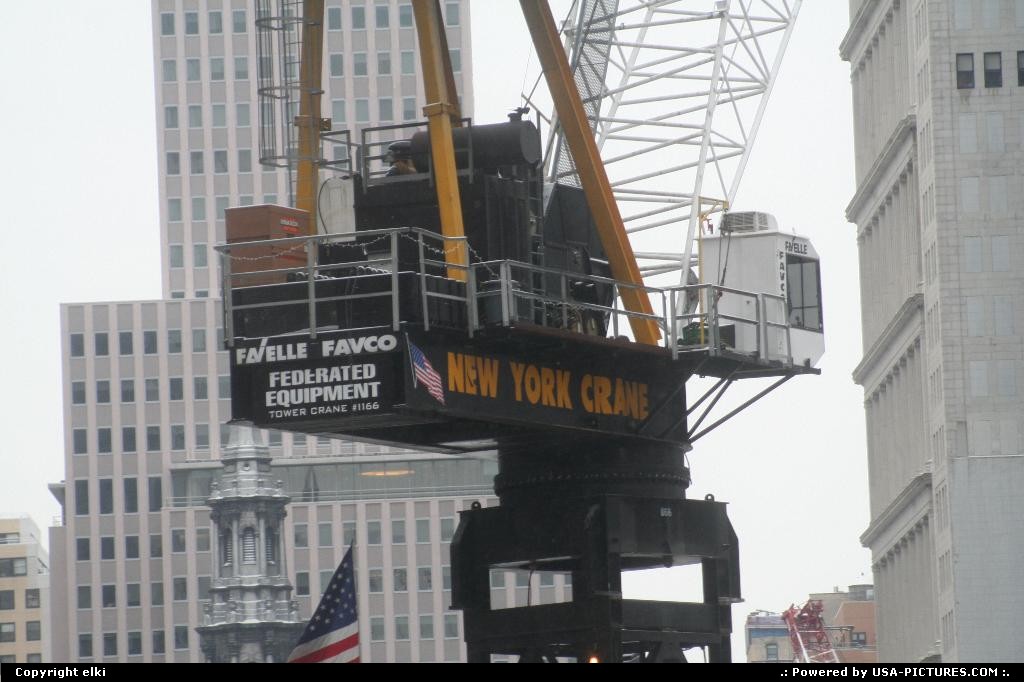 Picture by elki: New York New-york   crane new york world trade center