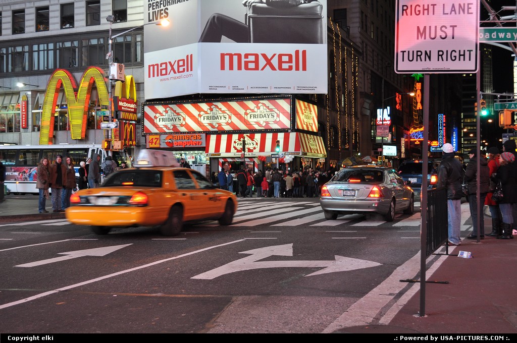 Picture by elki: New York New-york   Times Square New York