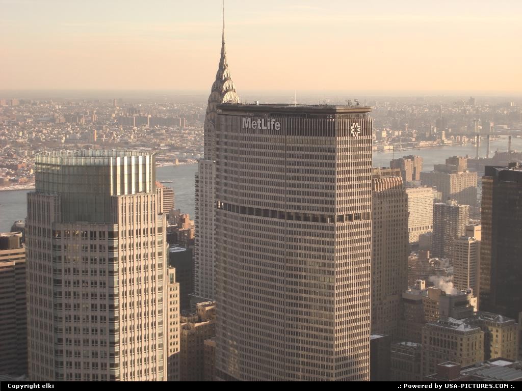 Picture by elki: New York New-york   metlife tower 