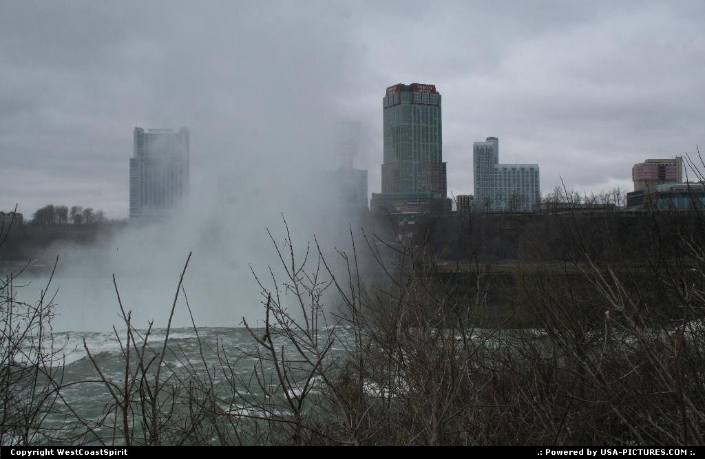 Picture by WestCoastSpirit: Niagara Falls New-York   chute, canada, USA