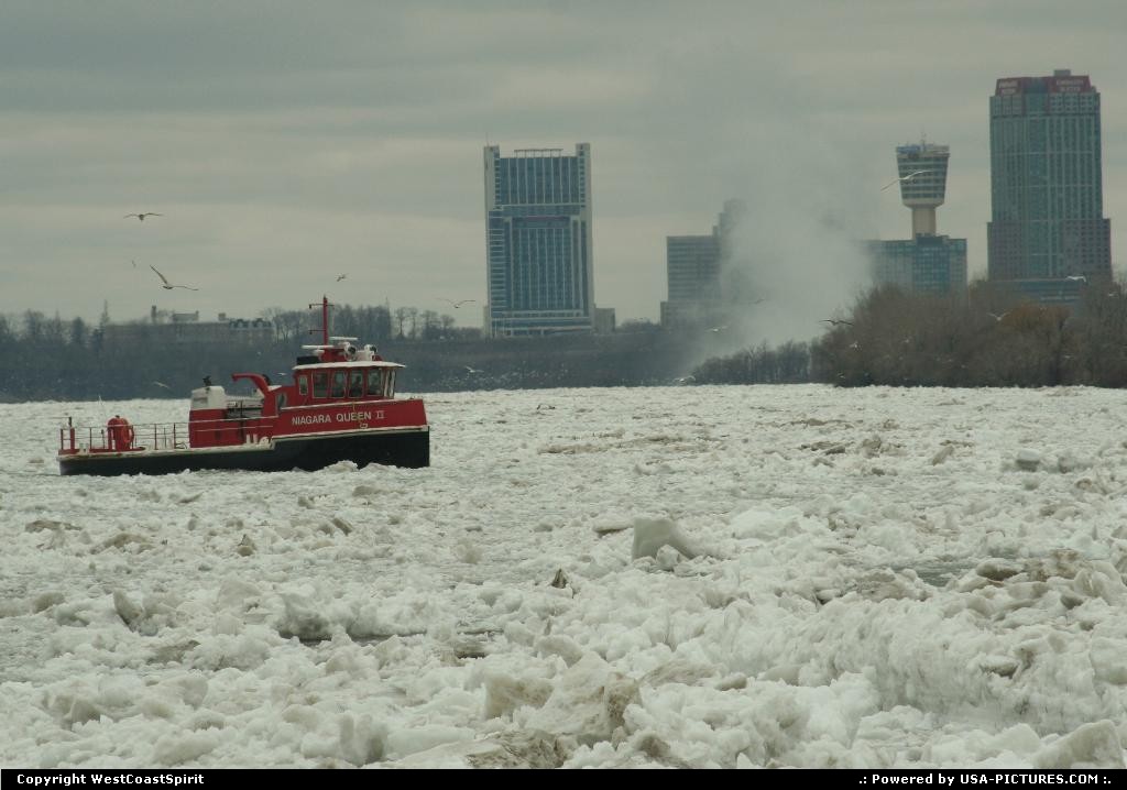 Picture by WestCoastSpirit: Niagara Falls New-york   boat, falls, resort, casino