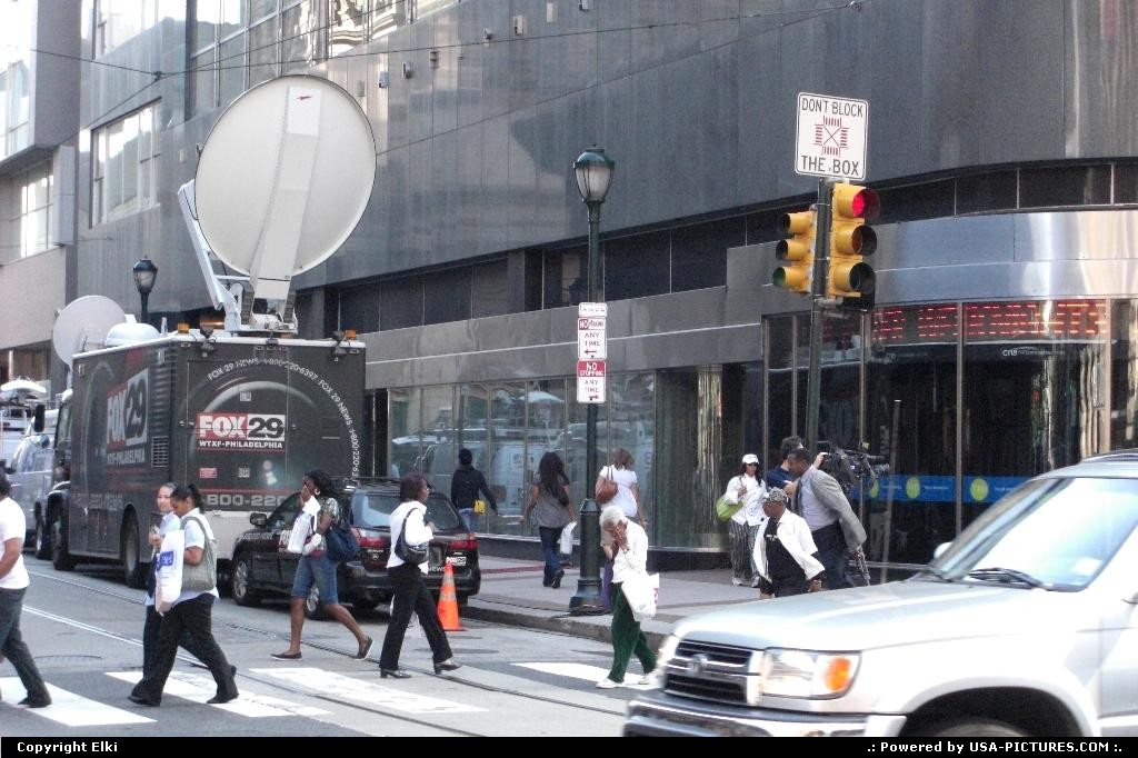 Picture by elki: Philadelphia Pennsylvania   tv, van, cars