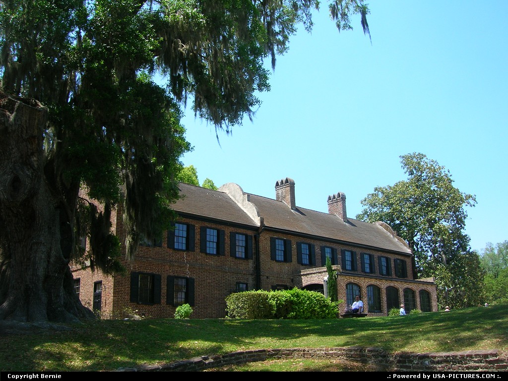 Picture by Bernie: Charleston South-carolina   plantation, mansion, museum