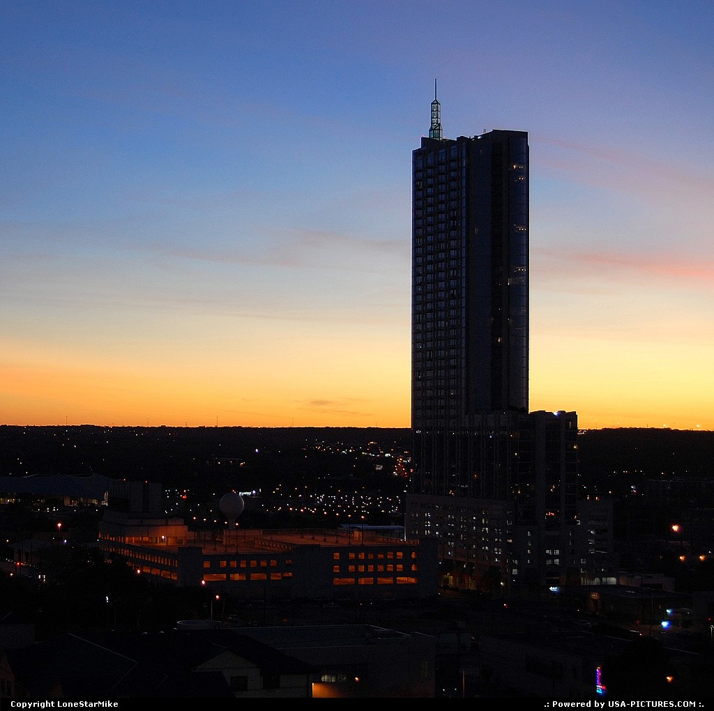 Picture by LoneStarMike: Austin Texas   skyscraper