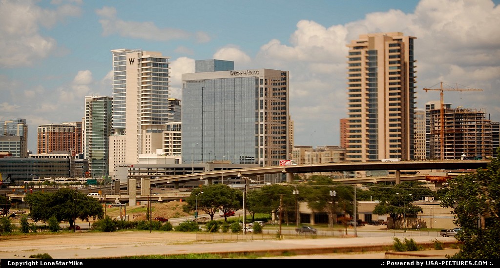 Picture by LoneStarMike: Dallas Texas   downtown, skyline, skyscraper, highway